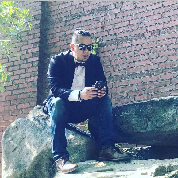 Meet your Posher, Richard - Picture 1 of 4